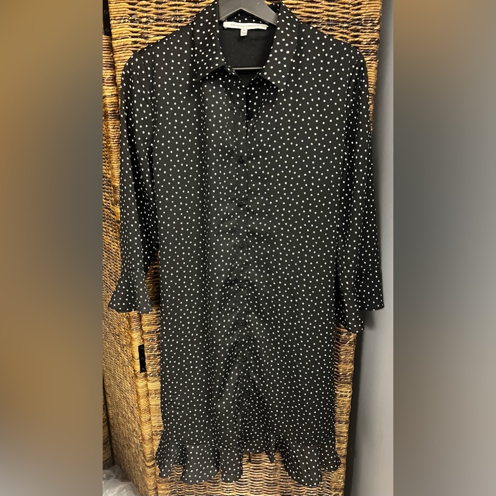 Collective Concepts- Black/White Dot Dress with Back accent tie back-Size:Medium